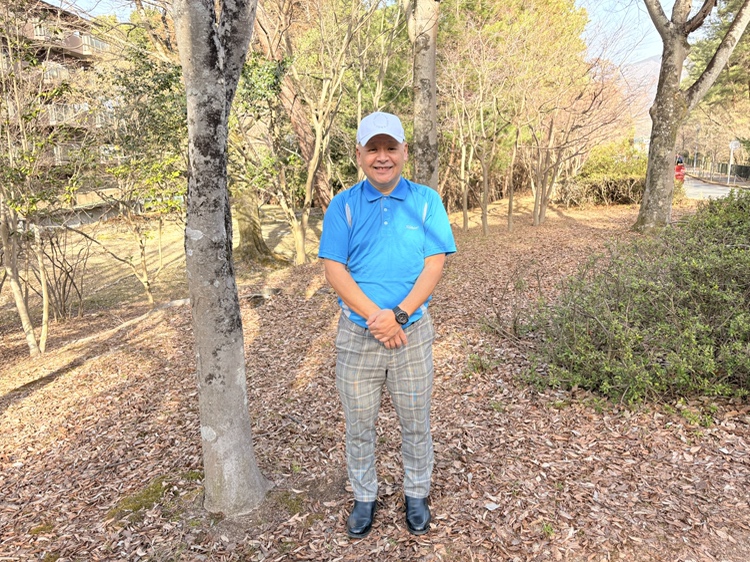 初心者ゴルフスクール（宝ヶ池校）のインストラクター・大西健友